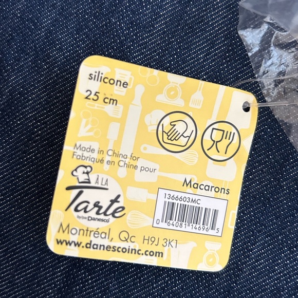 Danesco Macarons Pattern Silicon Spatula - Picture 3 of 3